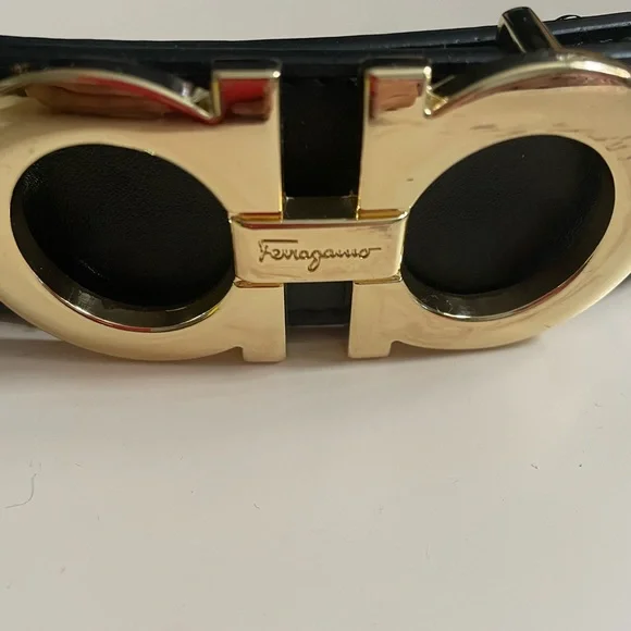 Ferragamo belt with gold buckle - Picture 4 of 4